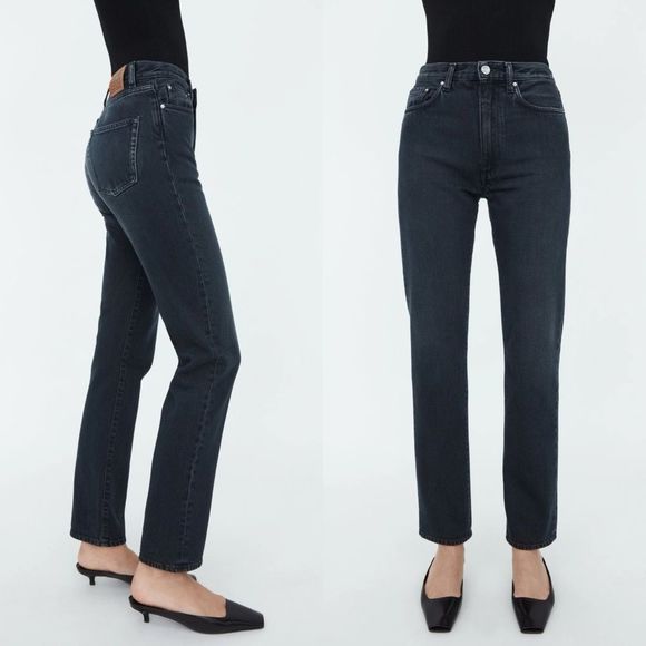 Toteme Denim - Toteme • Straight fit high waist vintage wash denim jeans